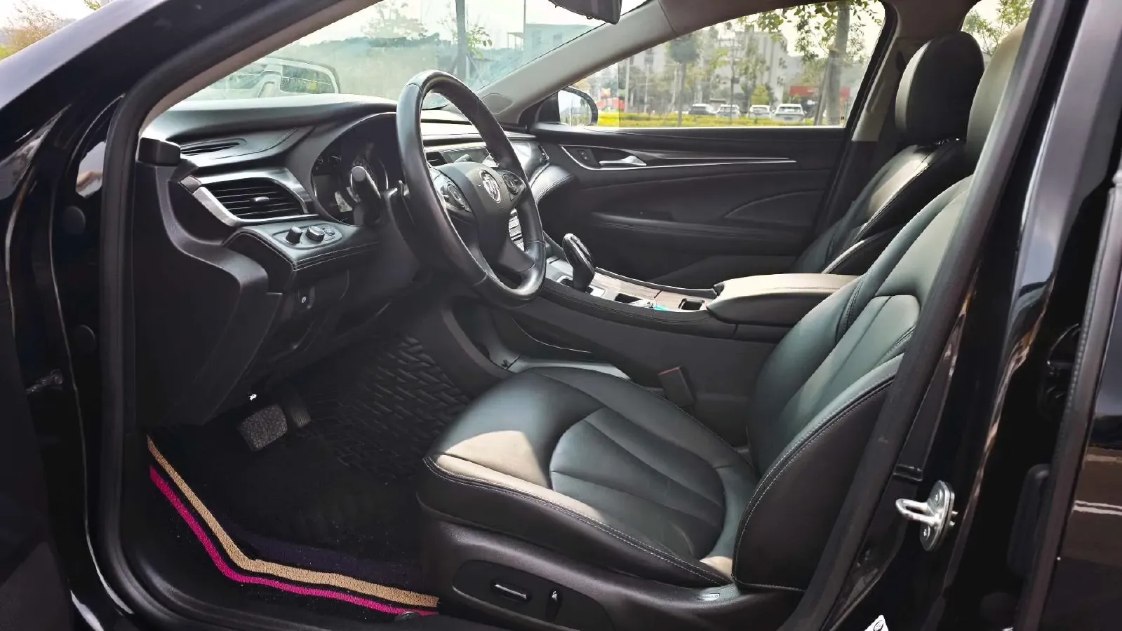 2021 Buick Larcosse 2.0T 237HP L4 9AT,autocango,china used car exporter,china ev exporter,chinese used car exporter,chinese used ev exporter