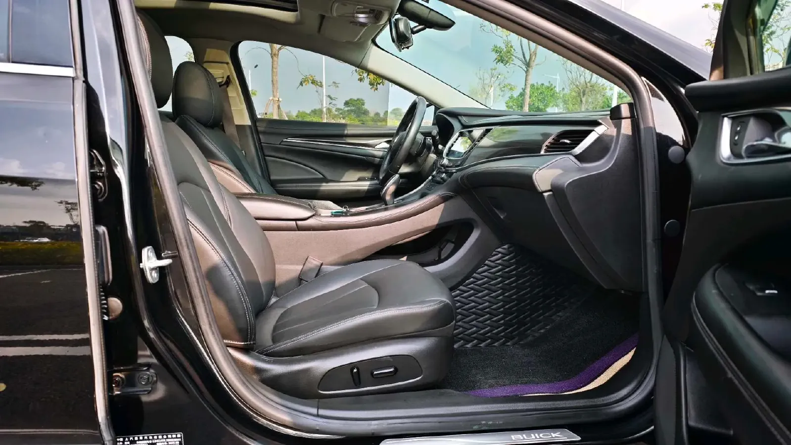 2021 Buick Larcosse 2.0T 237HP L4 9AT,autocango,china used car exporter,china ev exporter,chinese used car exporter,chinese used ev exporter