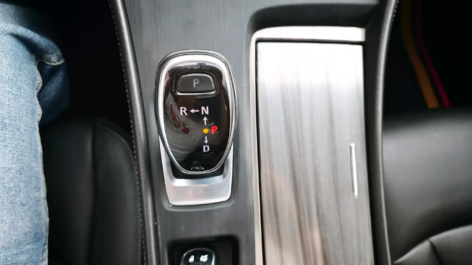 2021 Buick Larcosse 2.0T 237HP L4 9AT,autocango,china used car exporter,china ev exporter,chinese used car exporter,chinese used ev exporter