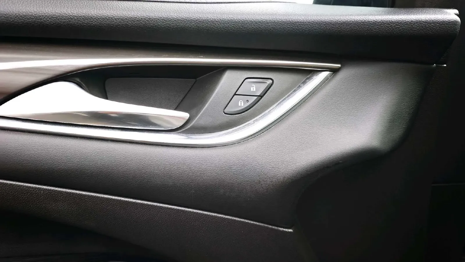 2021 Buick Larcosse 2.0T 237HP L4 9AT,autocango,china used car exporter,china ev exporter,chinese used car exporter,chinese used ev exporter