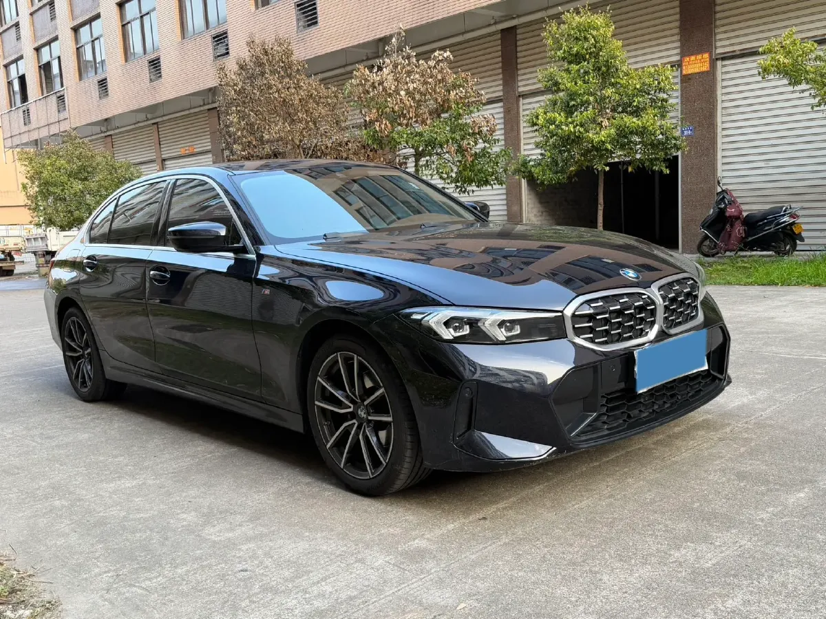 2024 BMW 3 Series 2.0T 184HP L4 8AT,autocango,china used car exporter,china ev exporter,chinese used car exporter,chinese used ev exporter