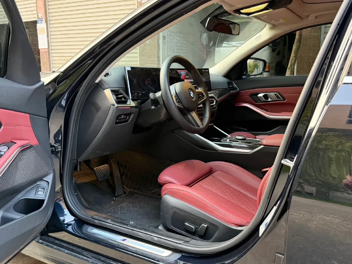 2024 BMW 3 Series 2.0T 184HP L4 8AT,autocango,china used car exporter,china ev exporter,chinese used car exporter,chinese used ev exporter