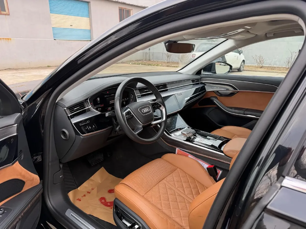 2023 Audi A8 3.0T 286HP V6 8AT,autocango,china used car exporter,china ev exporter,chinese used car exporter,chinese used ev exporter