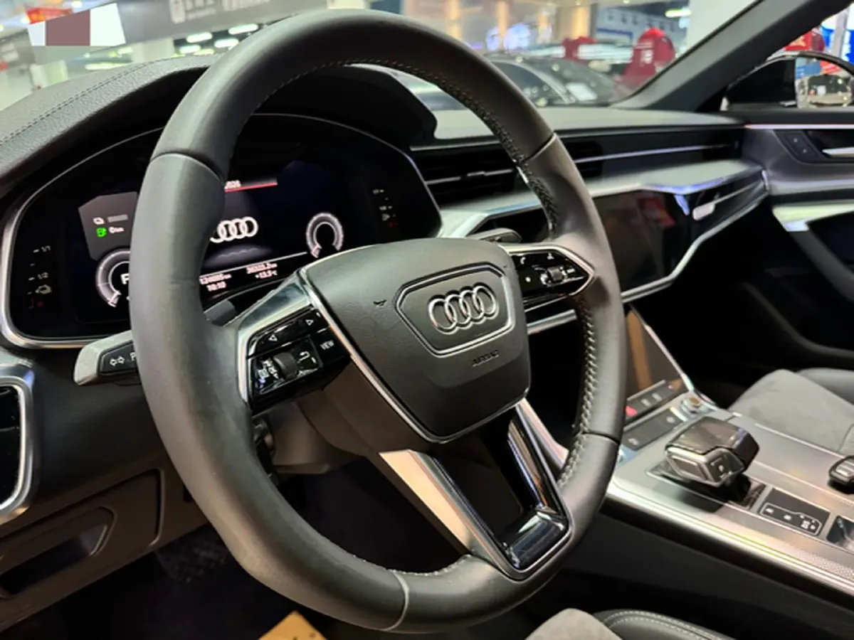 2020 Audi A6L 2.0T 252HP L4 7DCT PHEV 14.1KWH,autocango,china used car exporter,china ev exporter,chinese used car exporter,chinese used ev exporter