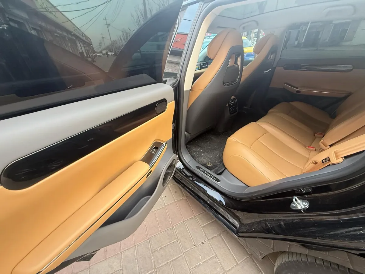 2024 Leapmotor C01 BEV 62.8KWH,autocango,china used car exporter,china ev exporter,chinese used car exporter,chinese used ev exporter