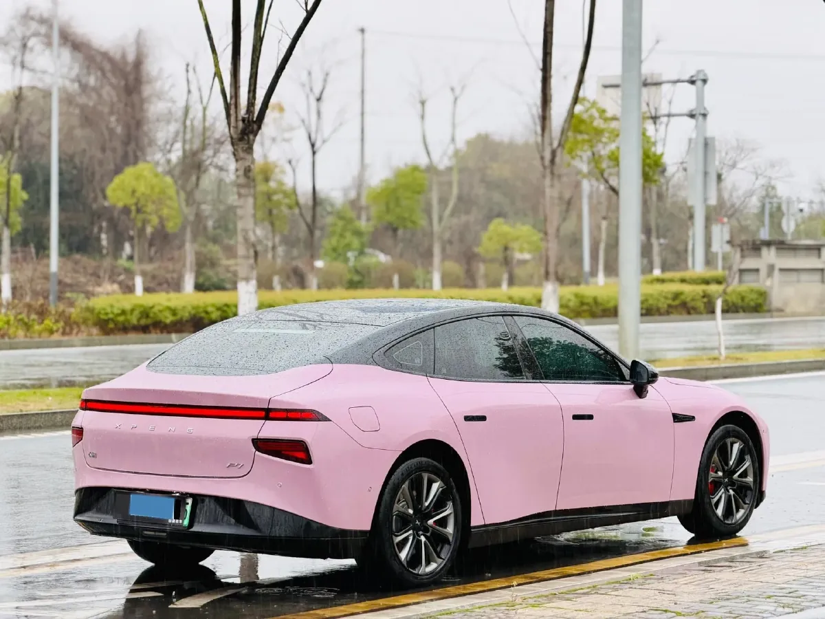 2022 Xpeng P7 BEV 83.1KWH,autocango,china used car exporter,china ev exporter,chinese used car exporter,chinese used ev exporter