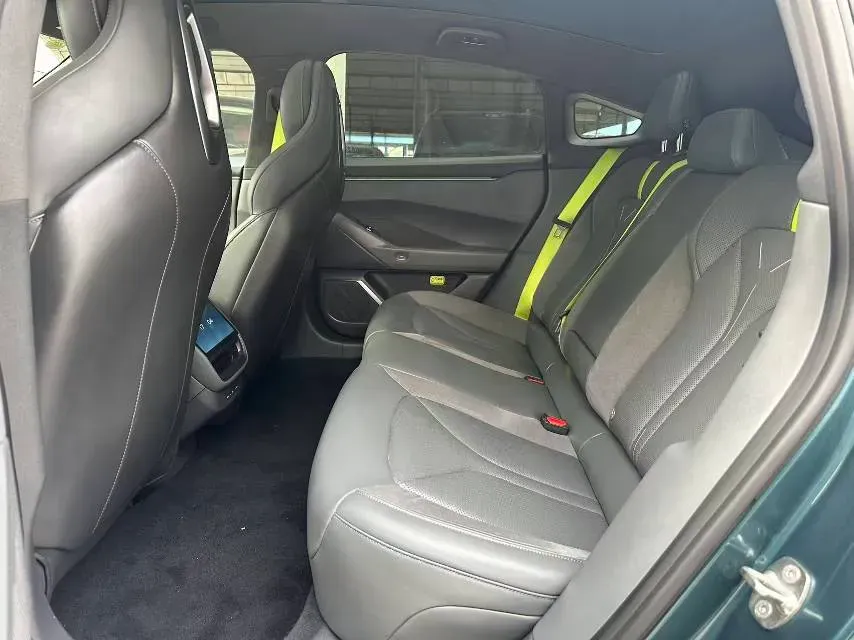 2025 Xpeng P7 BEV,autocango,china used car exporter,china ev exporter,chinese used car exporter,chinese used ev exporter