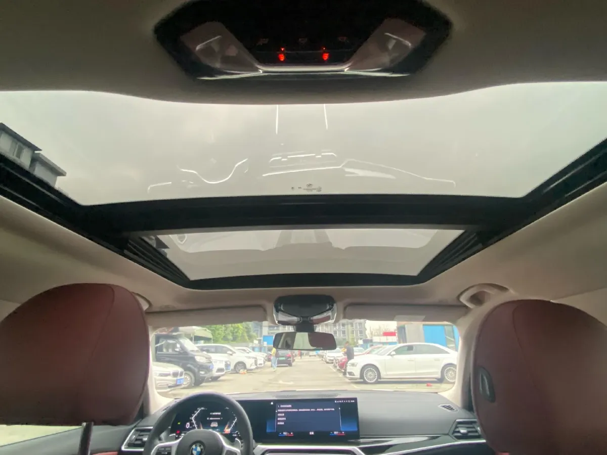 2023 BMW 3 Series 2.0T 156HP L4 8AT,autocango,china used car exporter,china ev exporter,chinese used car exporter,chinese used ev exporter