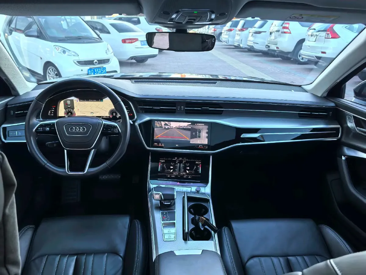 2024 Audi A6L 2.0T 245HP L4 7DCT,autocango,china used car exporter,china ev exporter,chinese used car exporter,chinese used ev exporter