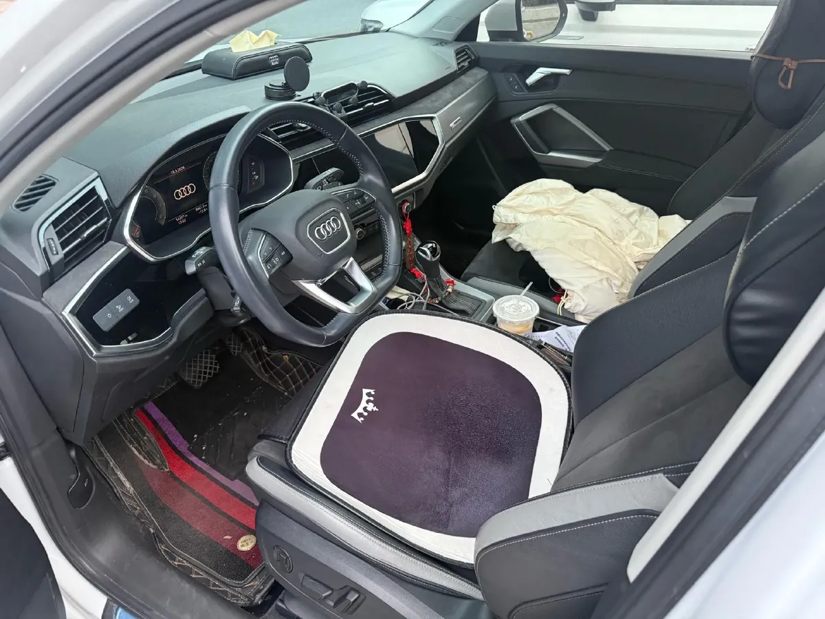 2022 Audi Q3 1.4T 150HP L4 7DCT,autocango,china used car exporter,china ev exporter,chinese used car exporter,chinese used ev exporter