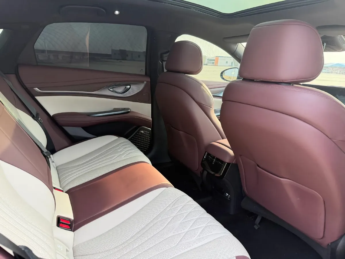 2024 BYD Seal 1.5T 139HP L4 E-CVT PHEV 17.6KWH,autocango,china used car exporter,china ev exporter,chinese used car exporter,chinese used ev exporter