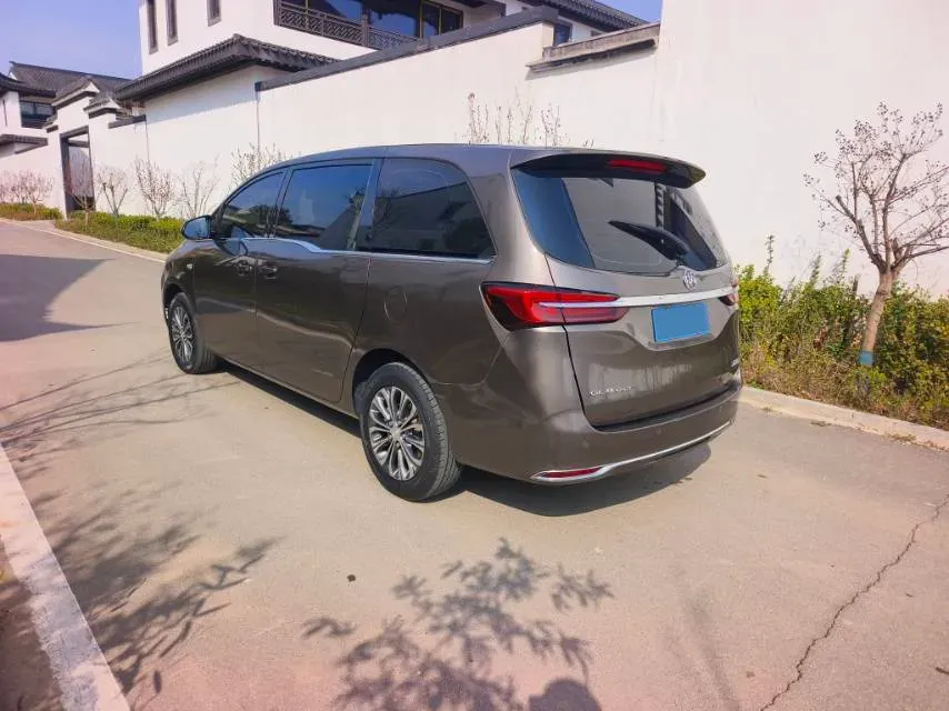 2022 Buick GL8 2.0T 237HP L4 9AT,autocango,china used car exporter,china ev exporter,chinese used car exporter,chinese used ev exporter