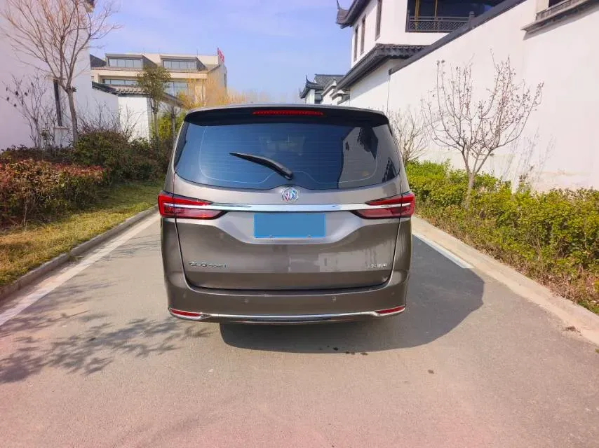 2022 Buick GL8 2.0T 237HP L4 9AT,autocango,china used car exporter,china ev exporter,chinese used car exporter,chinese used ev exporter