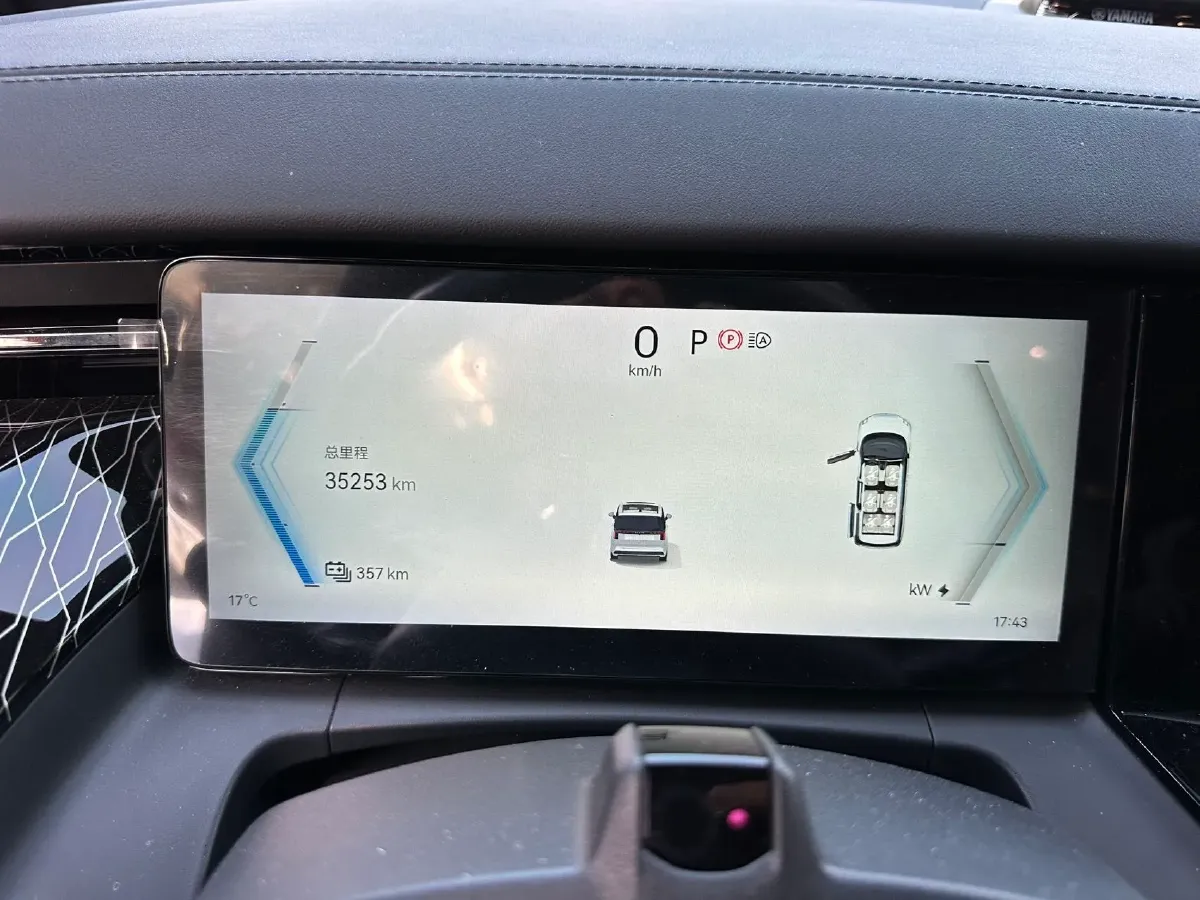 2022 Zeekr 009 BEV 116KWH,autocango,china used car exporter,china ev exporter,chinese used car exporter,chinese used ev exporter