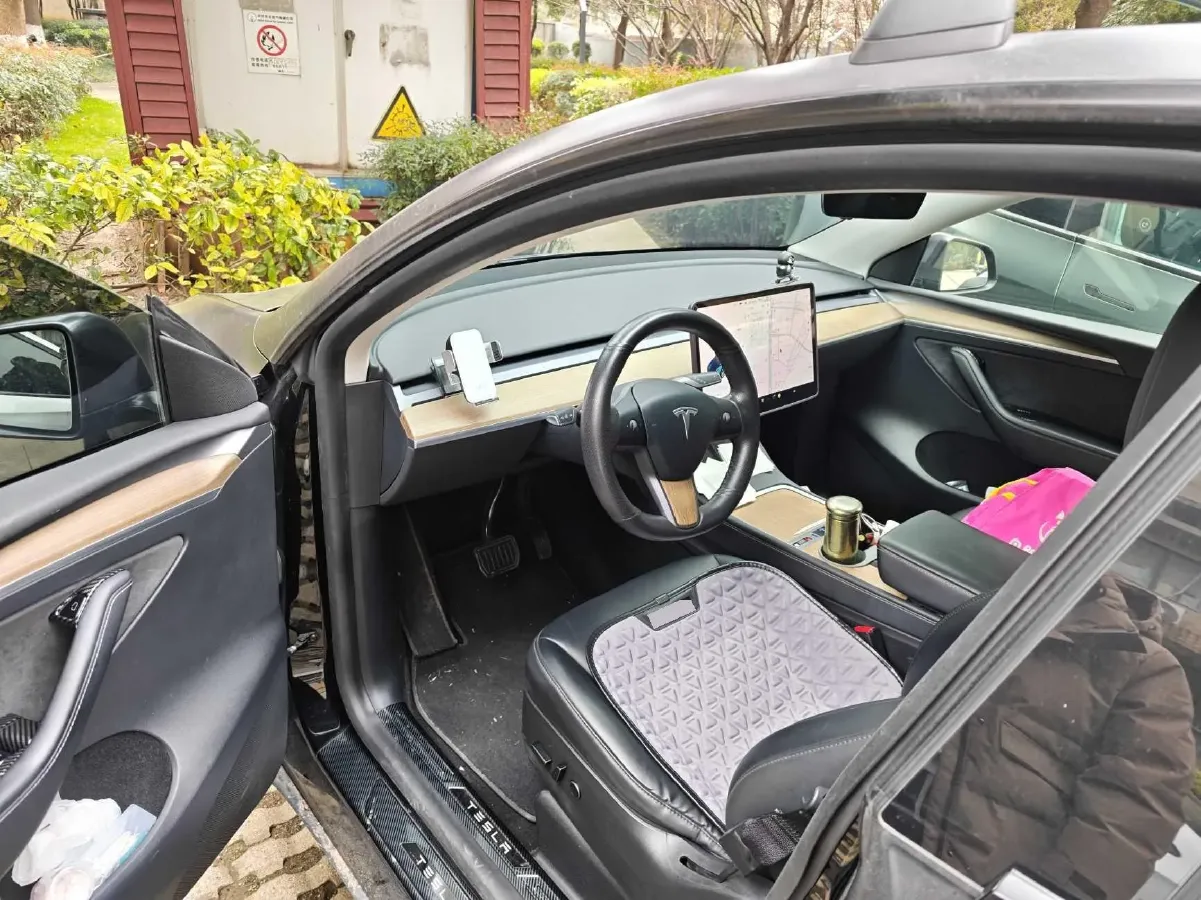 2021 Tesla Model Y BEV 60KWH,autocango,china used car exporter,china ev exporter,chinese used car exporter,chinese used ev exporter