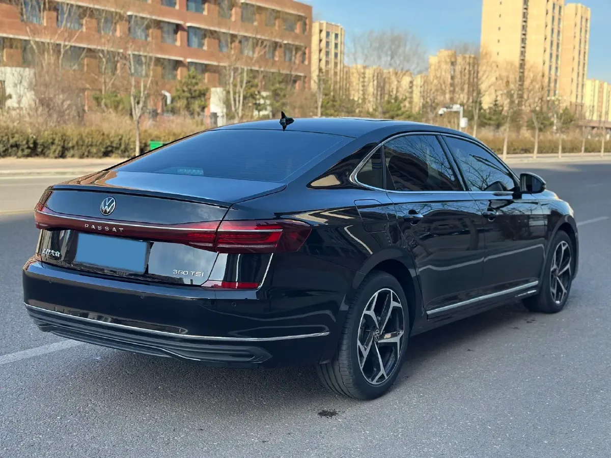 2025 Volkswagen Passat 2.0T 186HP L4 7DCT,autocango,china used car exporter,china ev exporter,chinese used car exporter,chinese used ev exporter