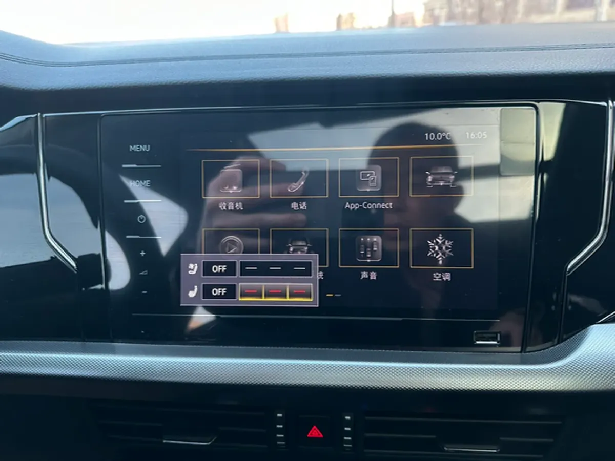 2025 Volkswagen Passat 2.0T 186HP L4 7DCT,autocango,china used car exporter,china ev exporter,chinese used car exporter,chinese used ev exporter