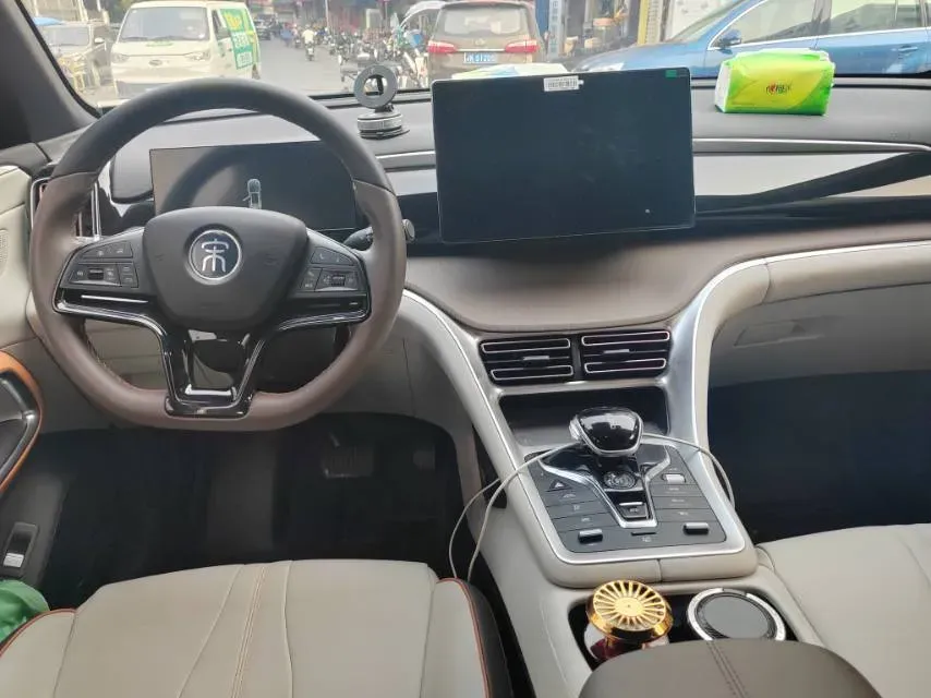 2022 Geely JiaJi 1.5T 177HP L3 7DCT PHEV 15.5KWH,autocango,china used car exporter,china ev exporter,chinese used car exporter,chinese used ev exporter