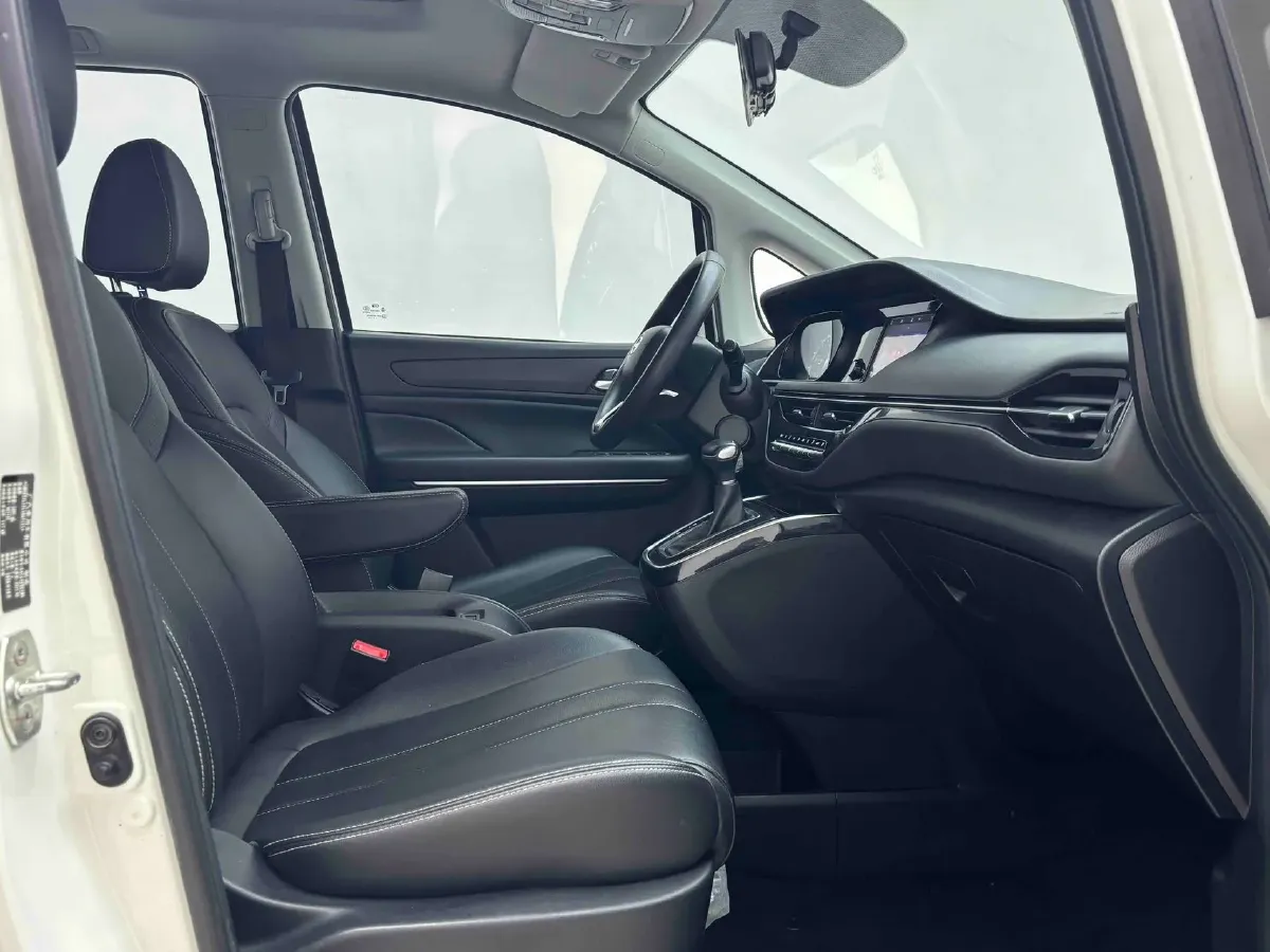 2021 GAC Trumpchi M6 1.5T 169HP L4 7DCT,autocango,china used car exporter,china ev exporter,chinese used car exporter,chinese used ev exporter