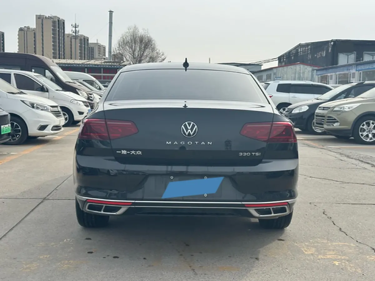 2023 Volkswagen Magotan 2.0T 186HP L4 7DCT,autocango,china used car exporter,china ev exporter,chinese used car exporter,chinese used ev exporter