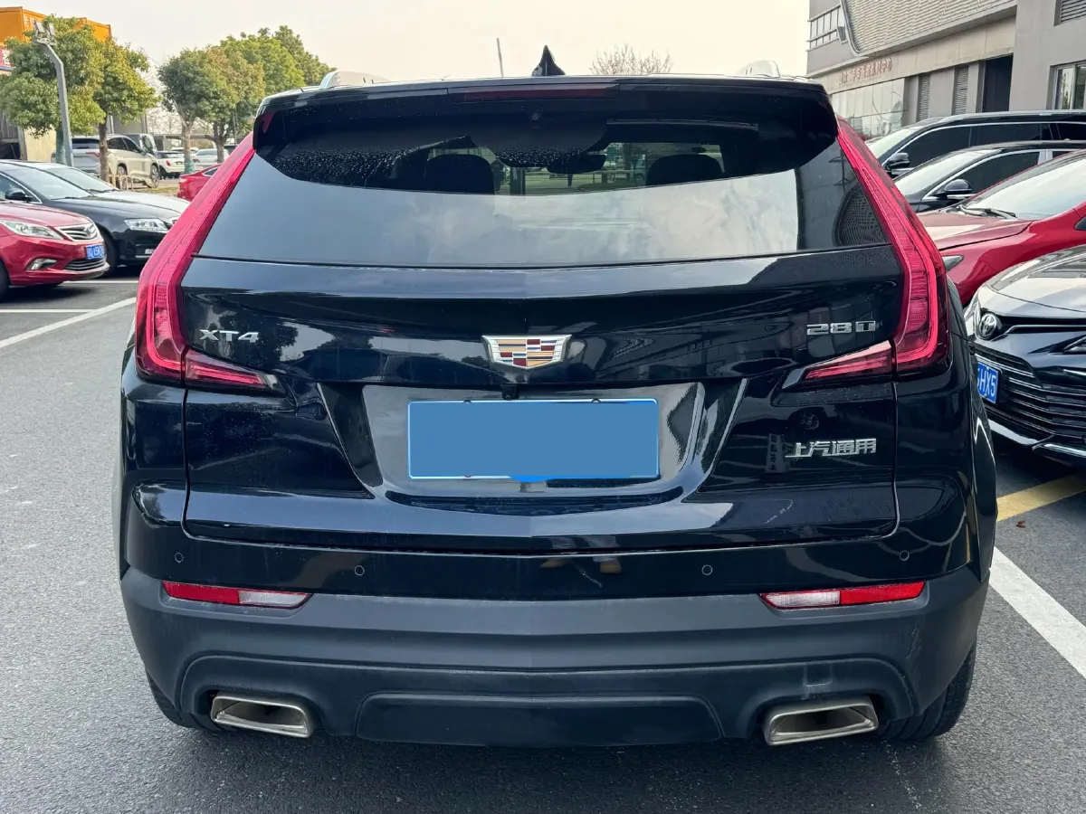 2020 Cadillac XT4 2.0T 237HP L4 9AT,autocango,china used car exporter,china ev exporter,chinese used car exporter,chinese used ev exporter