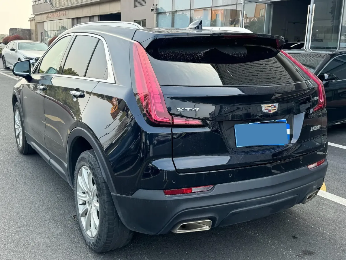2020 Cadillac XT4 2.0T 237HP L4 9AT,autocango,china used car exporter,china ev exporter,chinese used car exporter,chinese used ev exporter