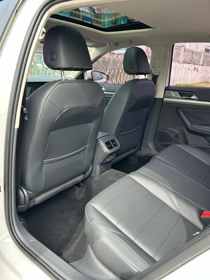 2018 Volkswagen Lavida 1.2T 116HP L4 7DCT,autocango,china used car exporter,china ev exporter,chinese used car exporter,chinese used ev exporter