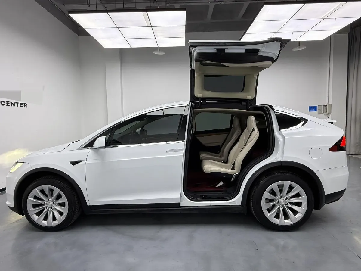 2017 Tesla Model X BEV 100KWH,autocango,china used car exporter,china ev exporter,chinese used car exporter,chinese used ev exporter