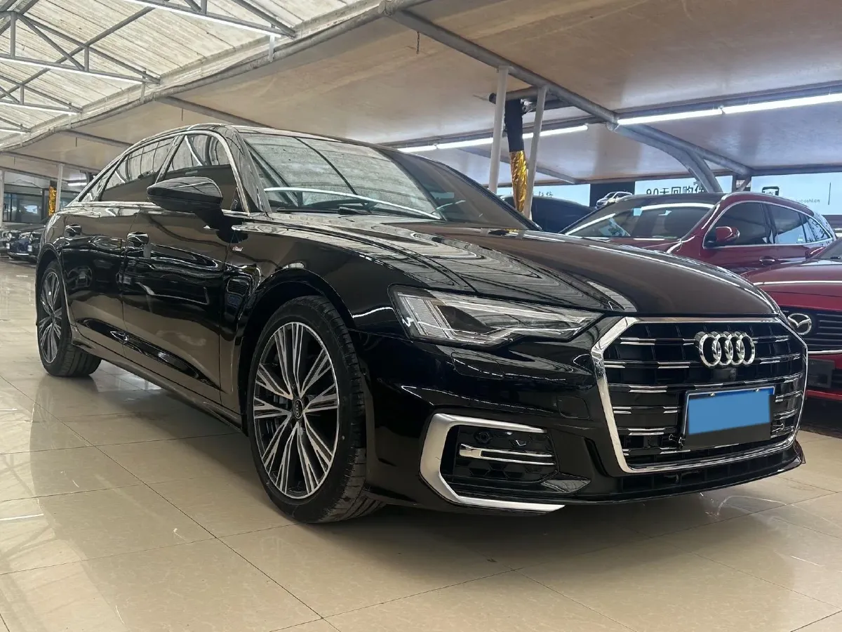 2023 Audi A6L 2.0T 245HP L4 7DCT,autocango,china used car exporter,china ev exporter,chinese used car exporter,chinese used ev exporter