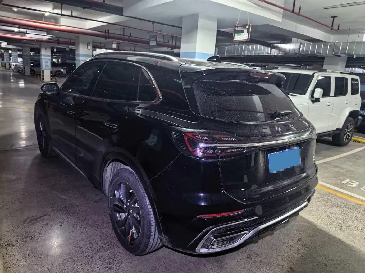 2023 HongQi HS5 2.0T 252HP L4 8AT,autocango,china used car exporter,china ev exporter,chinese used car exporter,chinese used ev exporter