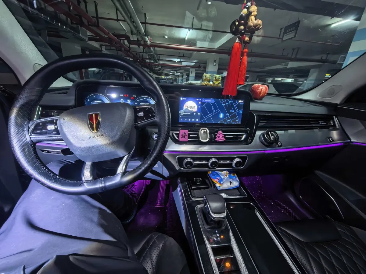 2023 HongQi HS5 2.0T 252HP L4 8AT,autocango,china used car exporter,china ev exporter,chinese used car exporter,chinese used ev exporter