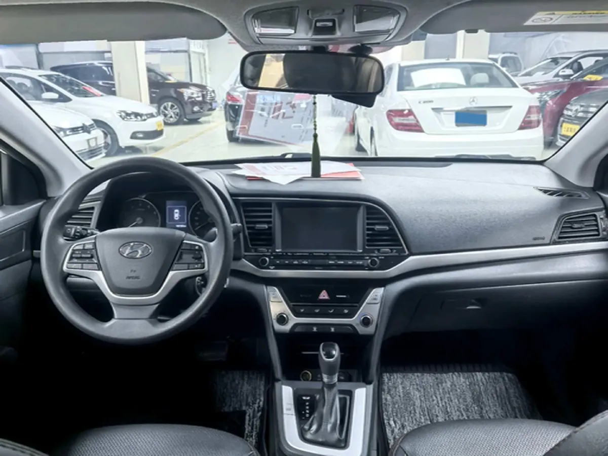 2016 Hyundai Elantra 1.6L 130HP L4 6AT,autocango,china used car exporter,china ev exporter,chinese used car exporter,chinese used ev exporter