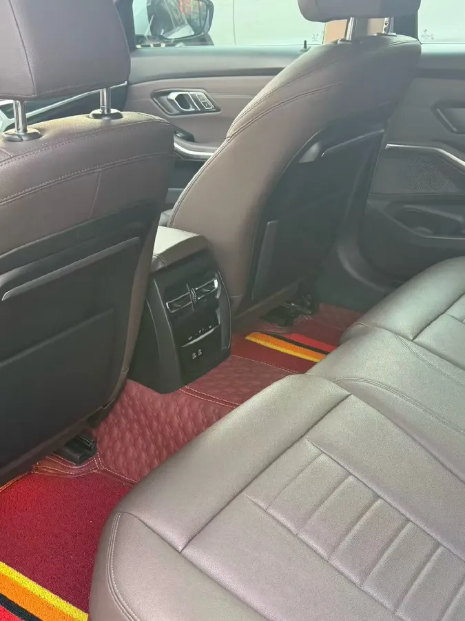 2021 BMW 3 Series 2.0T 156HP L4 8AT,autocango,china used car exporter,china ev exporter,chinese used car exporter,chinese used ev exporter