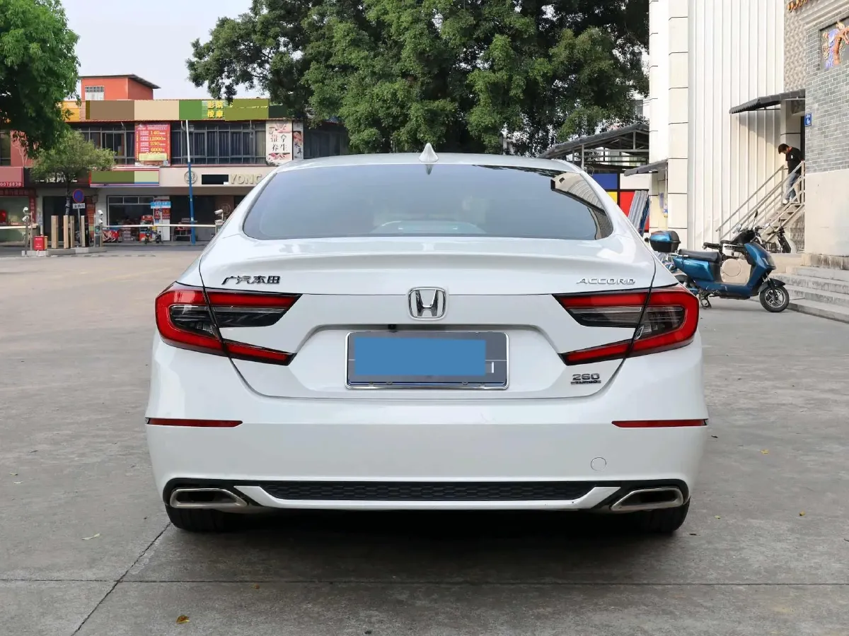 2022 Honda Accord 1.5T 194HP L4 CVT,autocango,china used car exporter,china ev exporter,chinese used car exporter,chinese used ev exporter