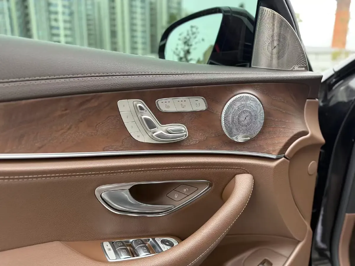 2020 Mercedes-Benz E Class 2.0T 258HP L4 9AT,autocango,china used car exporter,china ev exporter,chinese used car exporter,chinese used ev exporter