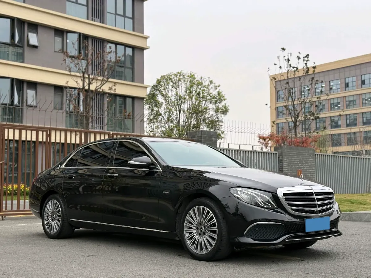 2020 Mercedes-Benz E Class 2.0T 258HP L4 9AT,autocango,china used car exporter,china ev exporter,chinese used car exporter,chinese used ev exporter