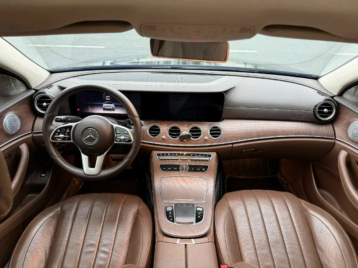 2020 Mercedes-Benz E Class 2.0T 258HP L4 9AT,autocango,china used car exporter,china ev exporter,chinese used car exporter,chinese used ev exporter