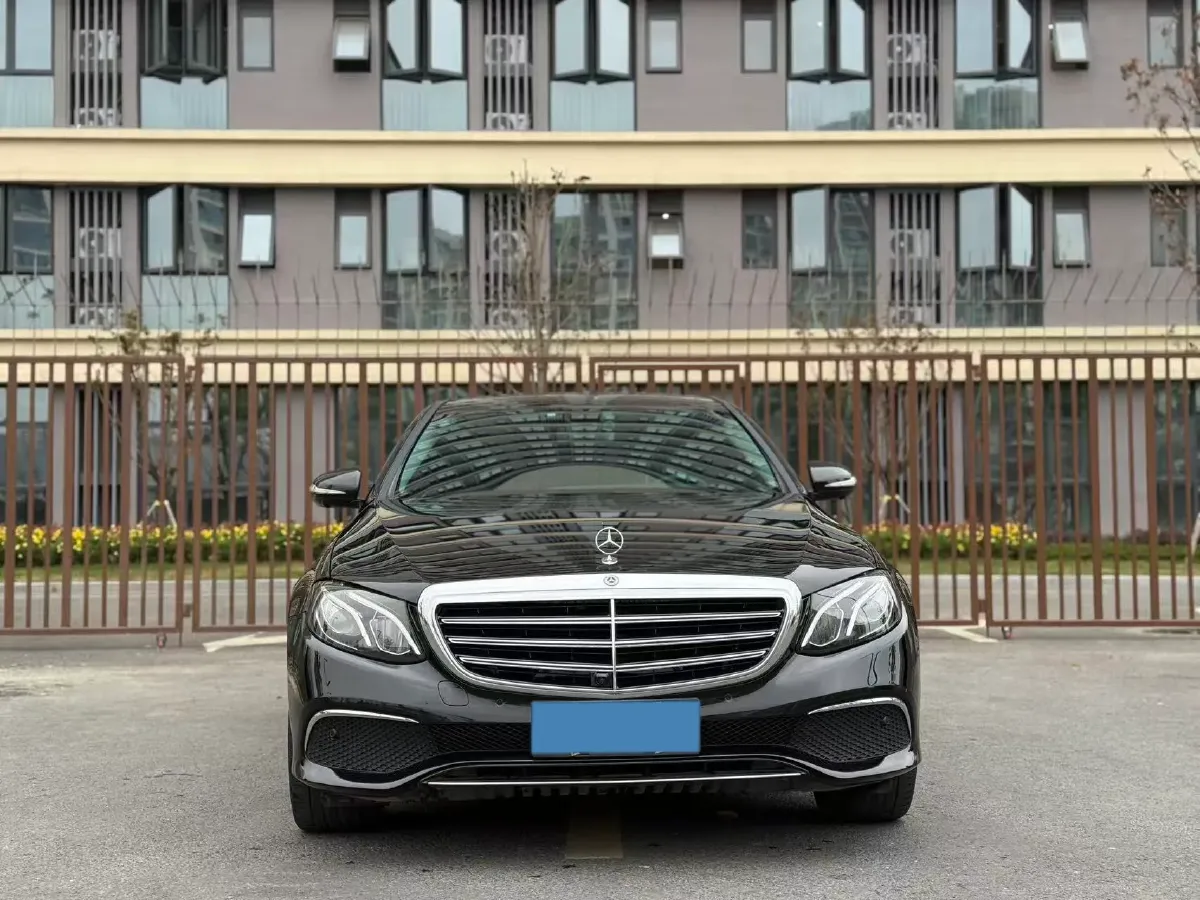 2020 Mercedes-Benz E Class 2.0T 258HP L4 9AT,autocango,china used car exporter,china ev exporter,chinese used car exporter,chinese used ev exporter
