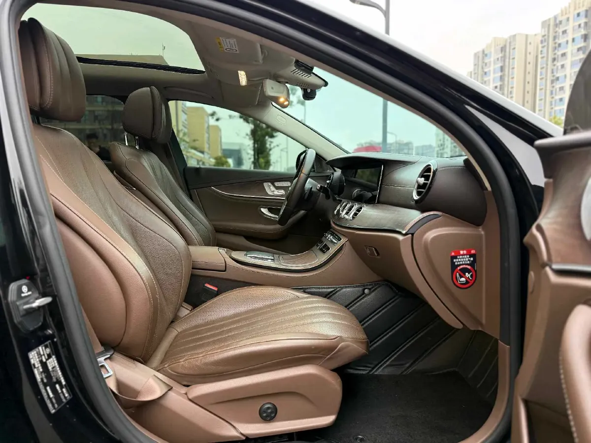 2020 Mercedes-Benz E Class 2.0T 258HP L4 9AT,autocango,china used car exporter,china ev exporter,chinese used car exporter,chinese used ev exporter