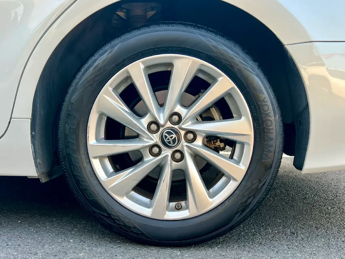 2021 Toyota Camry 2.0L 178HP L4 CVT,autocango,china used car exporter,china ev exporter,chinese used car exporter,chinese used ev exporter