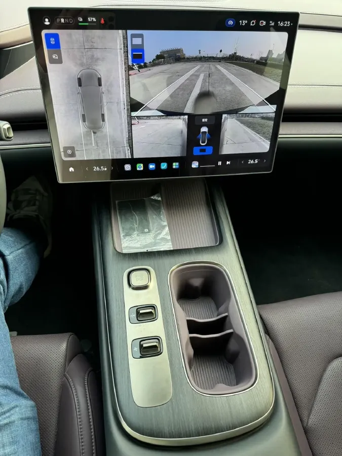 2024 MI SU7 BEV 73.6KWH,autocango,china used car exporter,china ev exporter,chinese used car exporter,chinese used ev exporter