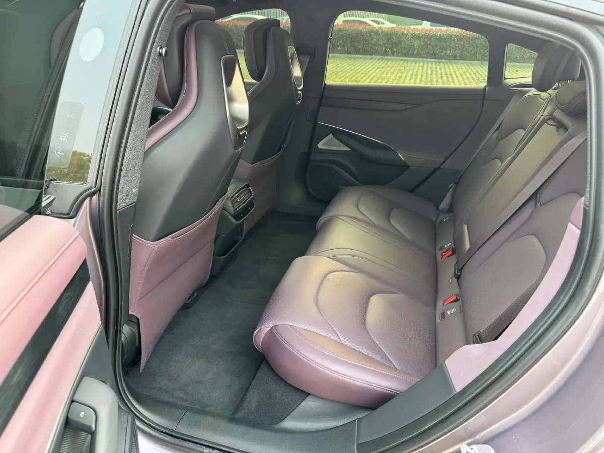 2024 MI SU7 BEV 73.6KWH,autocango,china used car exporter,china ev exporter,chinese used car exporter,chinese used ev exporter