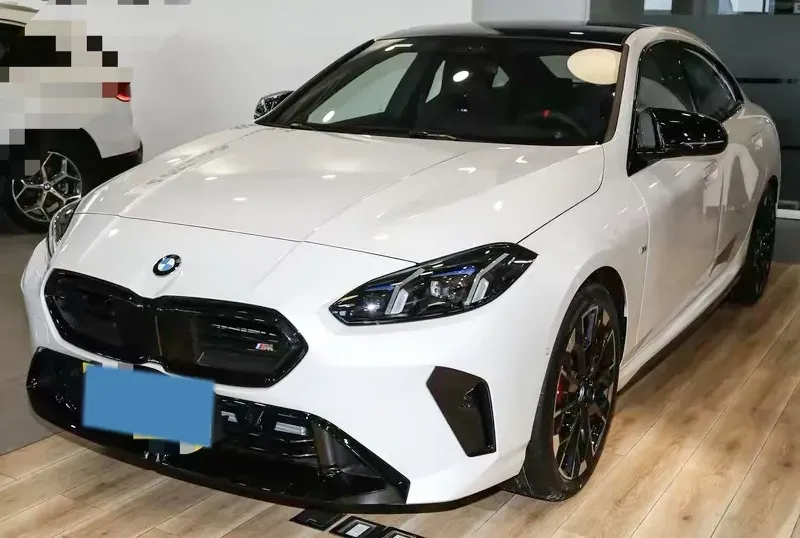 2025 BMW 2.0T 300HP L4 7DCT,autocango,china used car exporter,china ev exporter,chinese used car exporter,chinese used ev exporter