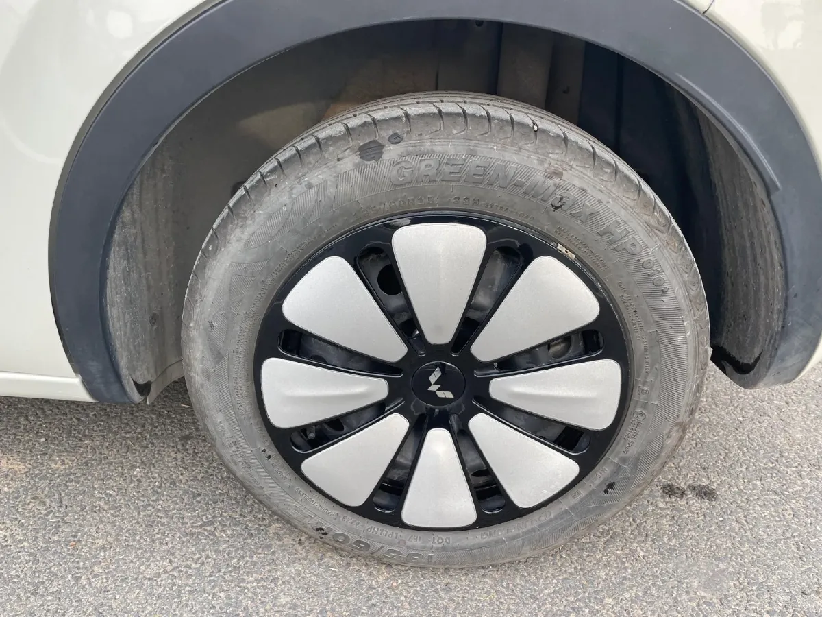 2023 WuLing BinGuo BEV 31.9KWH,autocango,china used car exporter,china ev exporter,chinese used car exporter,chinese used ev exporter