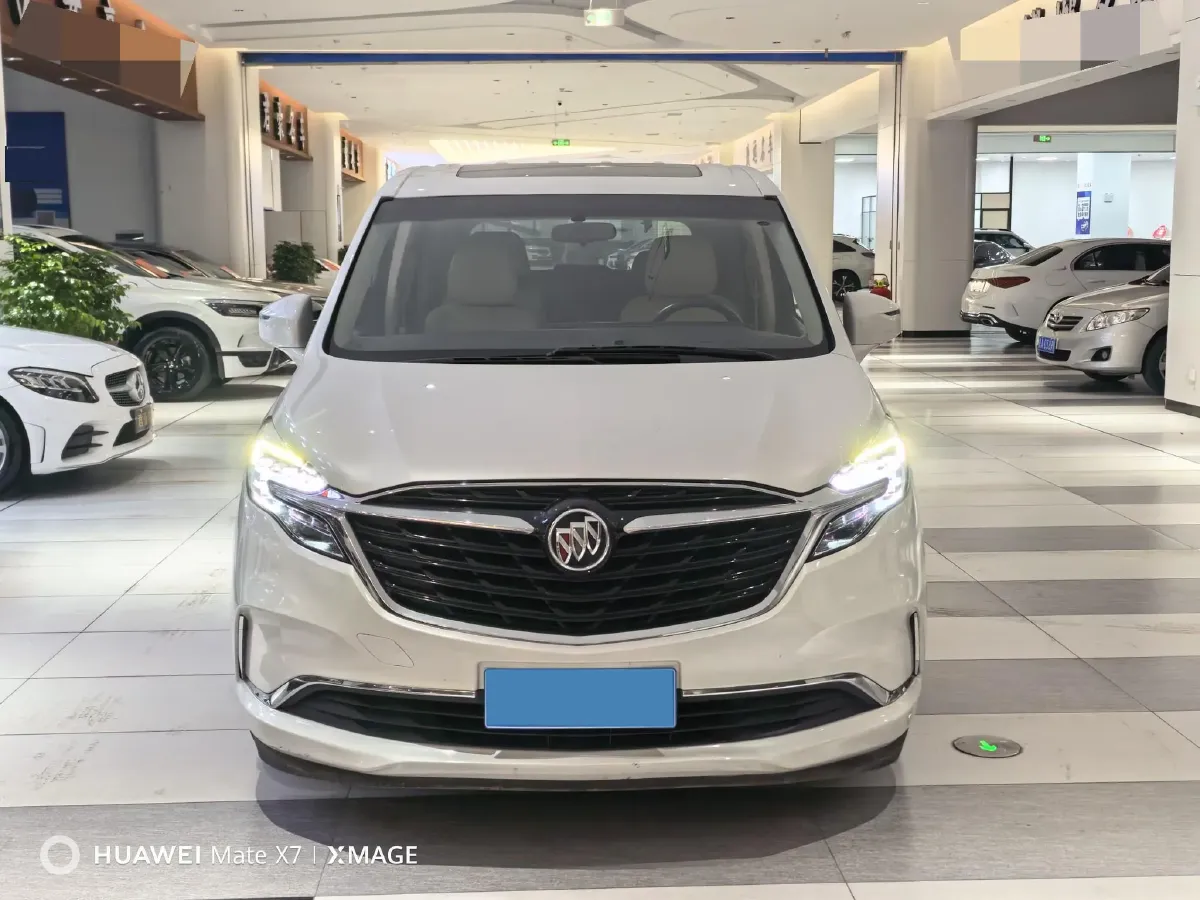 2021 Buick GL8 2.0T 237HP L4 9AT,autocango,china used car exporter,china ev exporter,chinese used car exporter,chinese used ev exporter