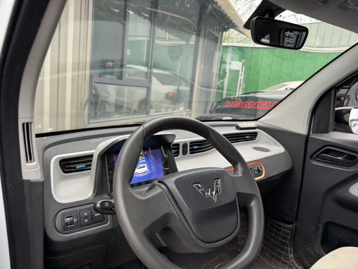 2022 LingBox uni BEV 11.52KWH,autocango,china used car exporter,china ev exporter,chinese used car exporter,chinese used ev exporter