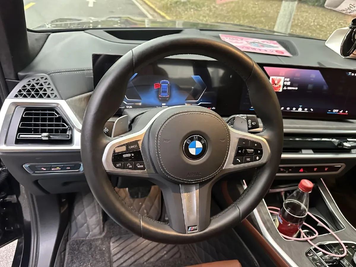 2024 BMW X7 3.0T 381HP L6 8AT,autocango,china used car exporter,china ev exporter,chinese used car exporter,chinese used ev exporter