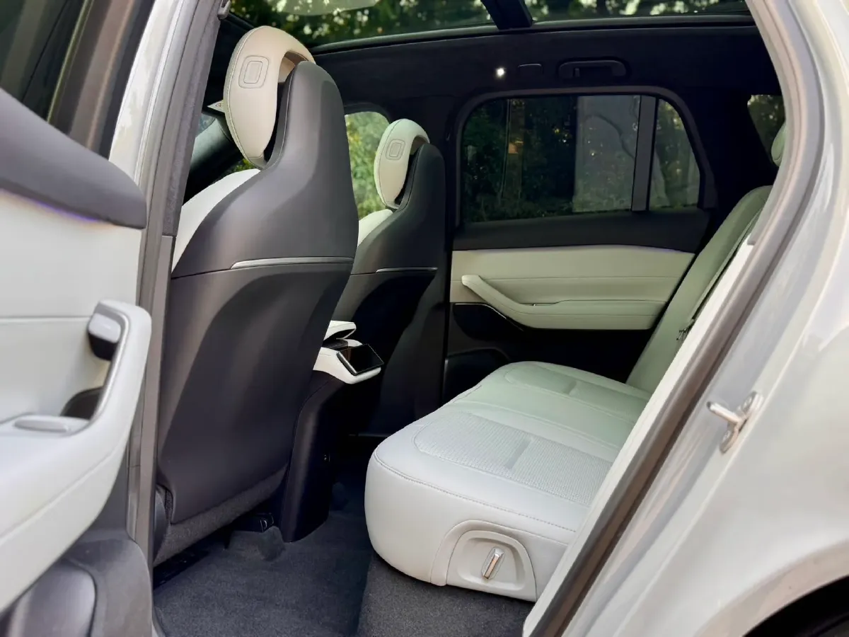 2023 NIO ES6 BEV 75KWH,autocango,china used car exporter,china ev exporter,chinese used car exporter,chinese used ev exporter