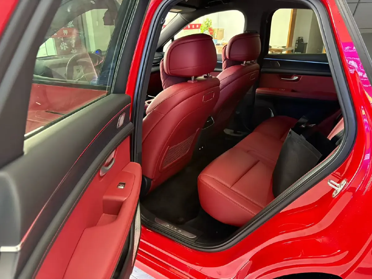 2025 AITO AITO M5 1.5T 152HP L4 REEV 42KWH,autocango,china used car exporter,china ev exporter,chinese used car exporter,chinese used ev exporter