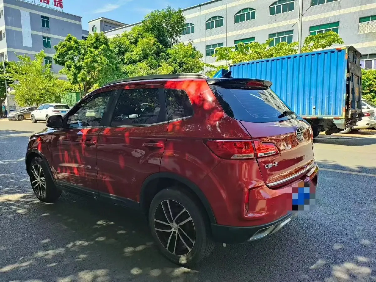 2017 Bestune X40 1.6L 114HP L4 6AT,autocango,china used car exporter,china ev exporter,chinese used car exporter,chinese used ev exporter